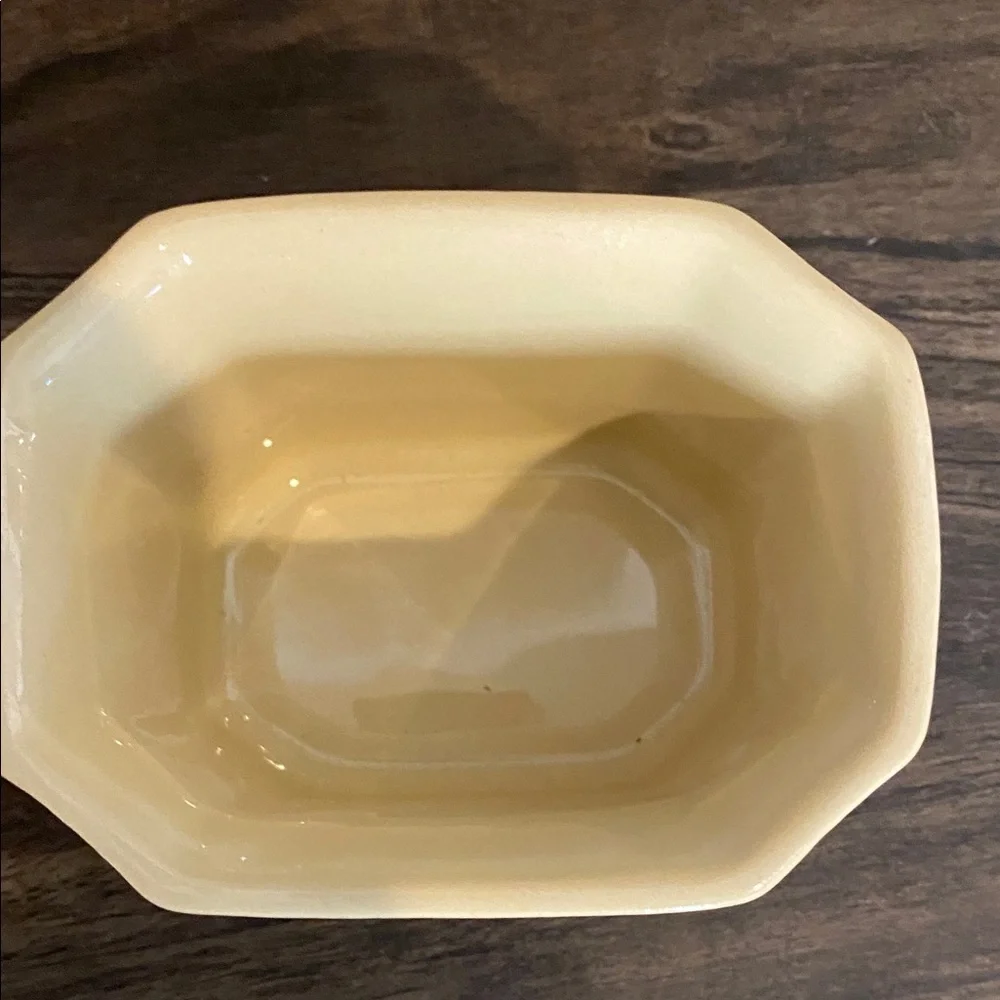 Syracuse China elegant ceramic